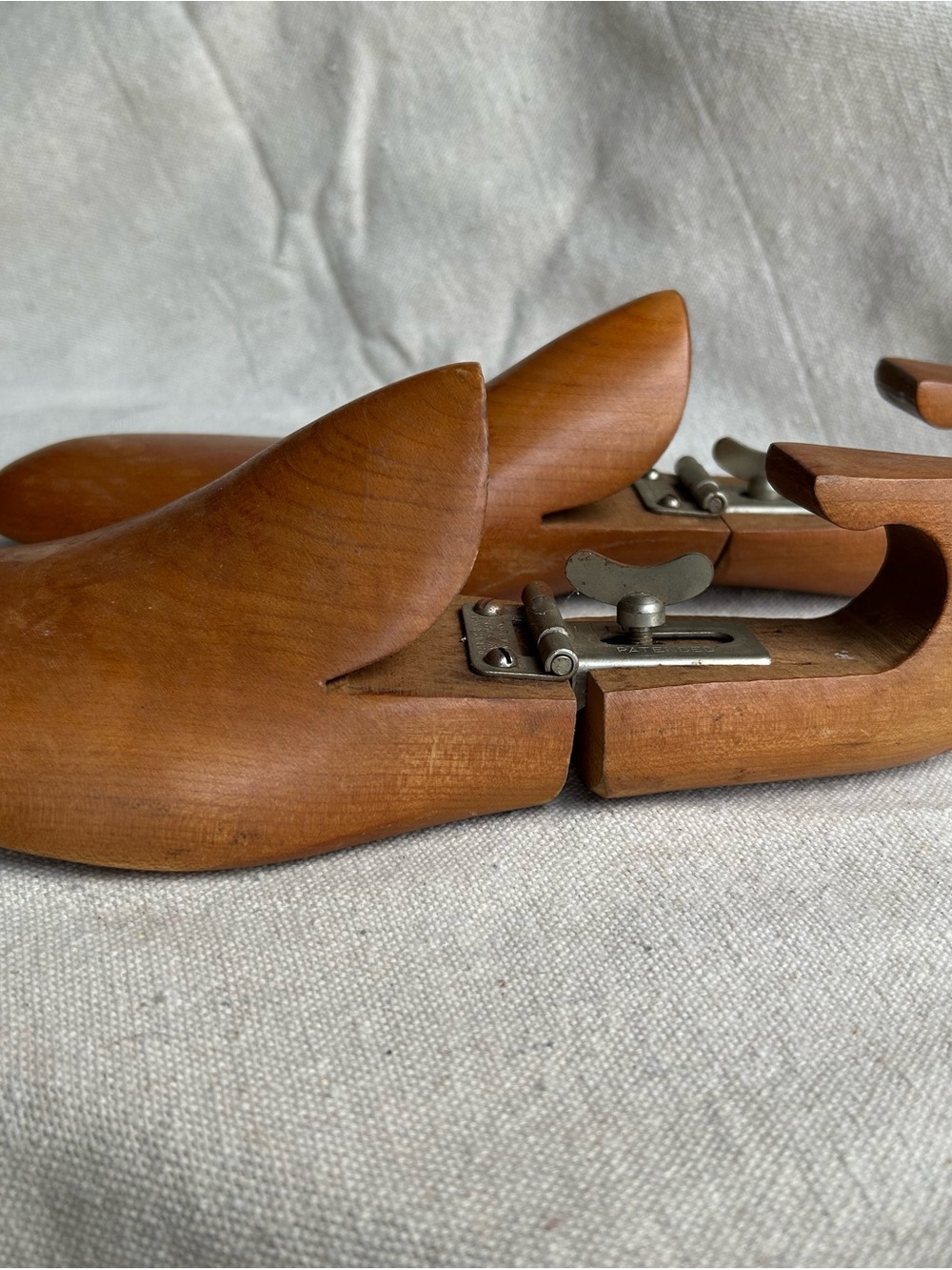 Wooden Men’s Shoe Trees - Brown